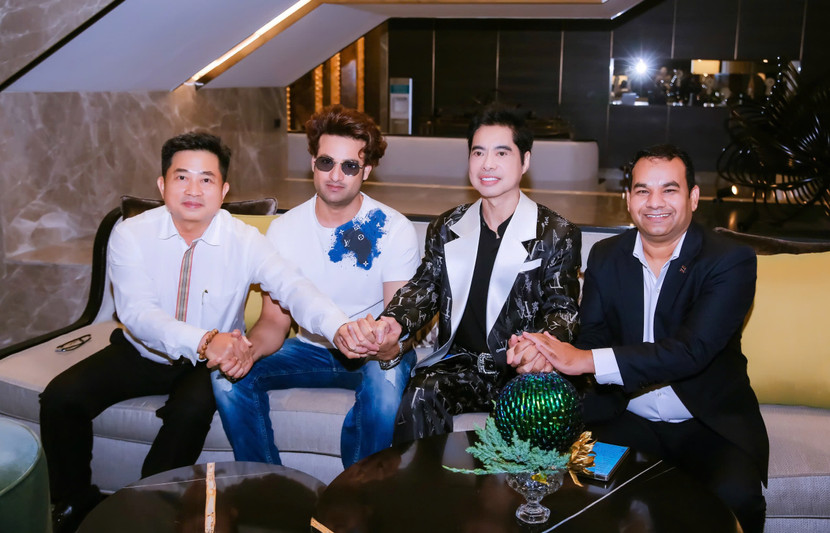 Nam danh ca mong muốn tổ chức một buổi giao lưu thân mật giữa Himanshu Soni và khán giả Việt Nam Nam danh ca mong muốn tổ chức một buổi giao lưu thân mật giữa Himanshu Soni và khán giả Việt Nam