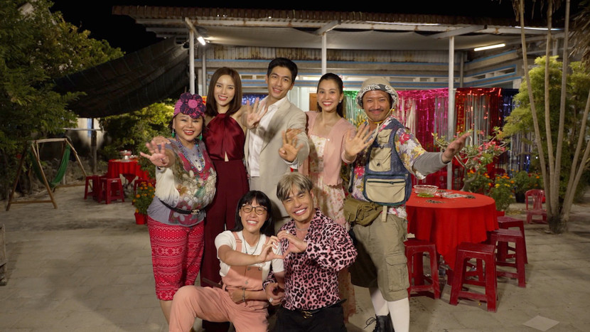 Dàn diễn viên của "Bộ tứ báo thủ" Dàn diễn viên của "Bộ tứ báo thủ"