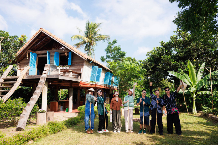 Ngôi nhà chung của "Gia đình Haha" ở chặng Tây Nguyên Ngôi nhà chung của "Gia đình Haha" ở chặng Tây Nguyên