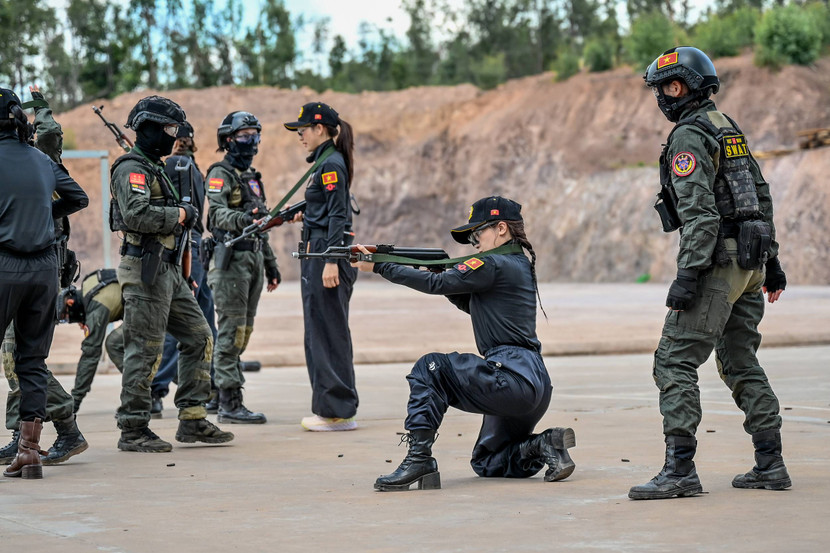 Các khách mời nữ hăng say tập luyện trước khi vào thực chiến Các khách mời nữ hăng say tập luyện trước khi vào thực chiến