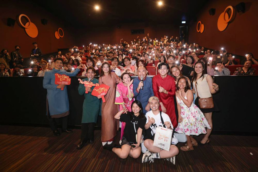 Đoàn phim "Nụ hôn bạc tỷ" giao lưu với khán giả ở TP. Hồ Chí Minh