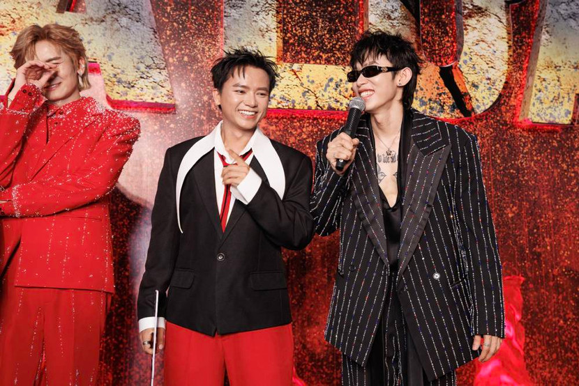 Kay Trần giao lưu cùng khán giả Kay Trần giao lưu cùng khán giả