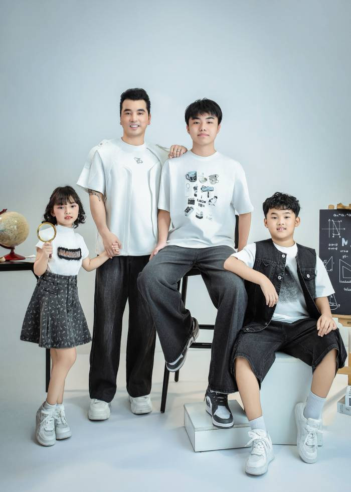 Thời gian qua, Ưng Hoàng Phúc vẫn tham gia đều đặn các chương trình thiện nguyện, các chương trình Phật giáo, các show diễn lớn nhỏ trên khắp cả nước. Anh hy vọng trong năm 2025 sẽ hoạt động sôi nổi hơn nữa để đáp lại sự thương yêu mà khán giả dành cho mình