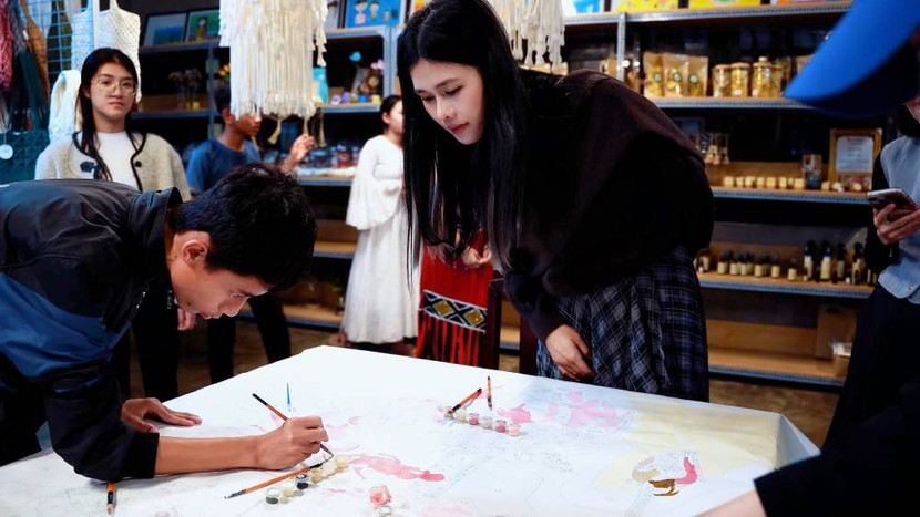 Dự án "54 dân tộc Việt Nam" của ca sĩ Phúc Anh đến với Đà Lạt Dự án "54 dân tộc Việt Nam" của ca sĩ Phúc Anh đến với Đà Lạt