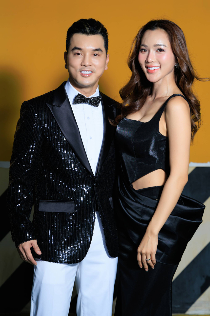 Ca sĩ Ưng Hoàng Phúc và vợ - người mẫu Kim Cương