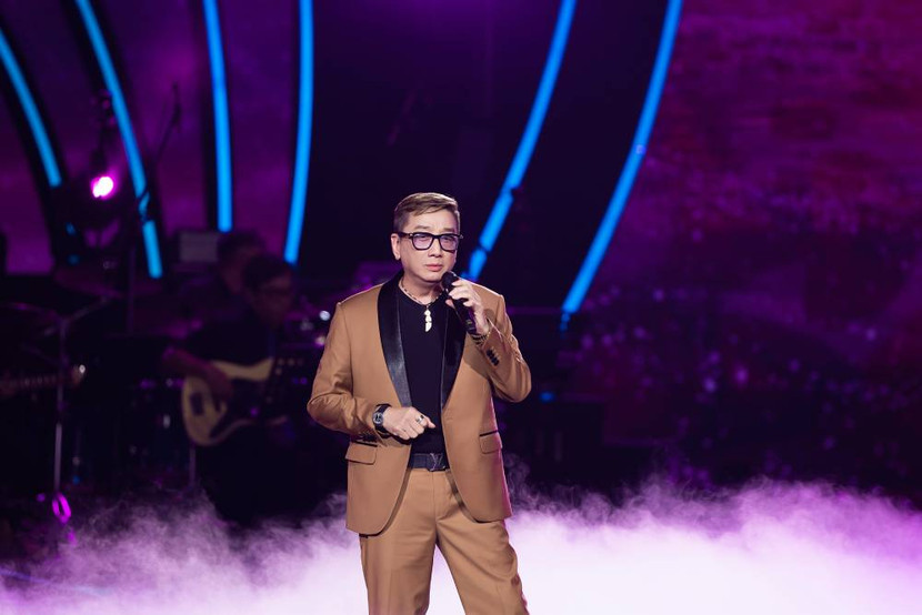 Ca sĩ Trường Vũ luôn là người song ca đầy ăn ý cùng Như Quỳnh trên sân khấu nhiều năm qua