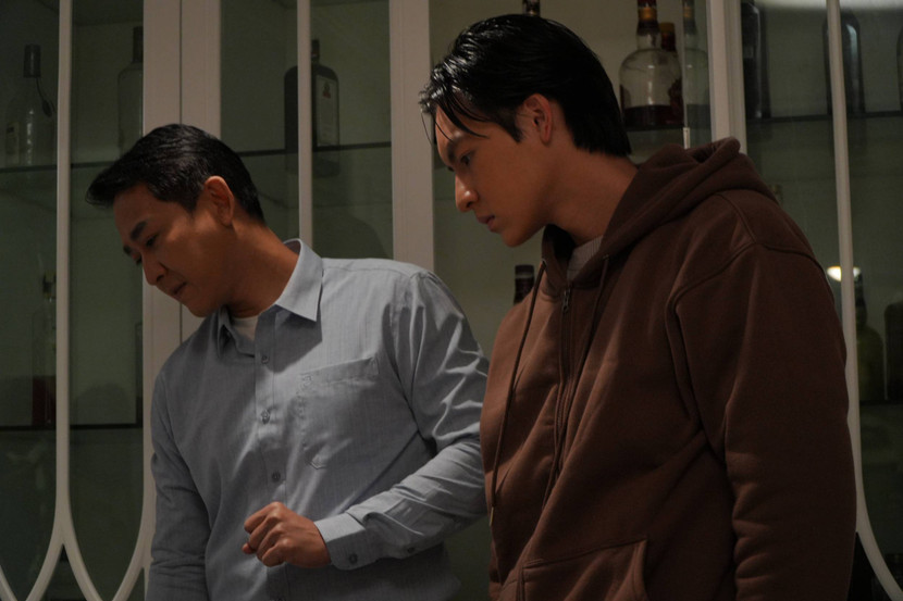 Hứa Vĩ Văn và diễn viên trẻ Xuân Thắng trong phim Hứa Vĩ Văn và diễn viên trẻ Xuân Thắng trong phim