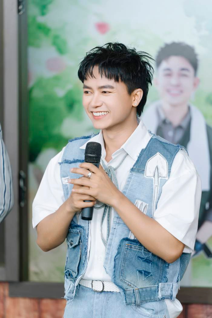 Ca - nhạc sĩ Bùi Công Nam Ca - nhạc sĩ Bùi Công Nam