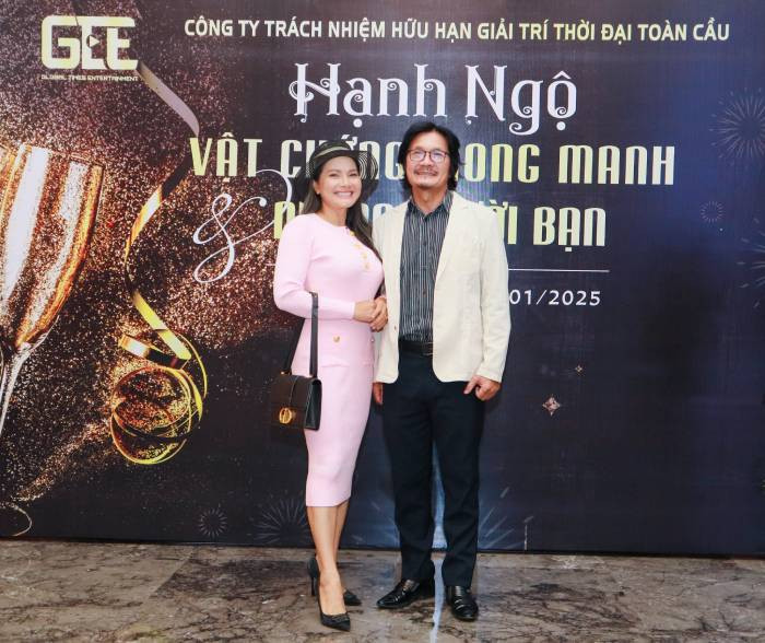 NSUT Công Ninh và diễn viên Kiều Trinh tại buổi gặp gỡ NSUT Công Ninh và diễn viên Kiều Trinh tại buổi gặp gỡ