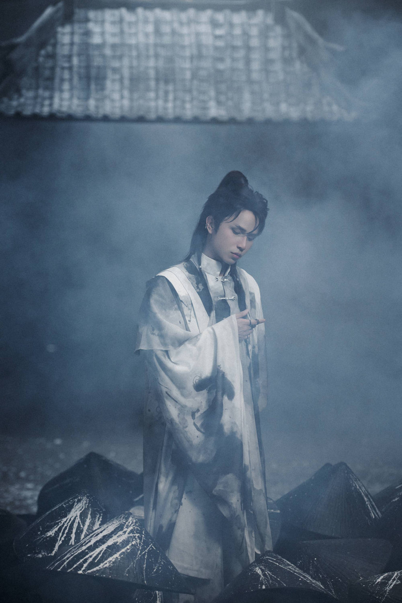 Neko Lê liên tục biến hoá trong nhiều hình ảnh, chương trình khác biệt