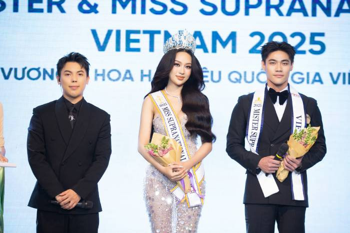 Ông Phạm Duy Khánh và 2 đại diện của Việt Nam ở Miss - Mister Supranational 2025 Ông Phạm Duy Khánh và 2 đại diện của Việt Nam ở Miss - Mister Supranational 2025