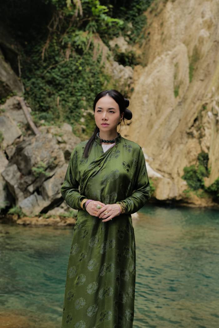 Nhà sản xuất, diễn viên Đinh Ngọc Diệp trong phim "Thám tử Kiên" Nhà sản xuất, diễn viên Đinh Ngọc Diệp trong phim "Thám tử Kiên"