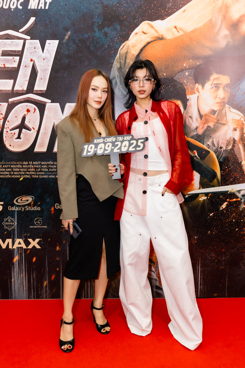 "Chị đẹp" Minh Hằng và Đồng Ánh Quỳnh "Chị đẹp" Minh Hằng và Đồng Ánh Quỳnh