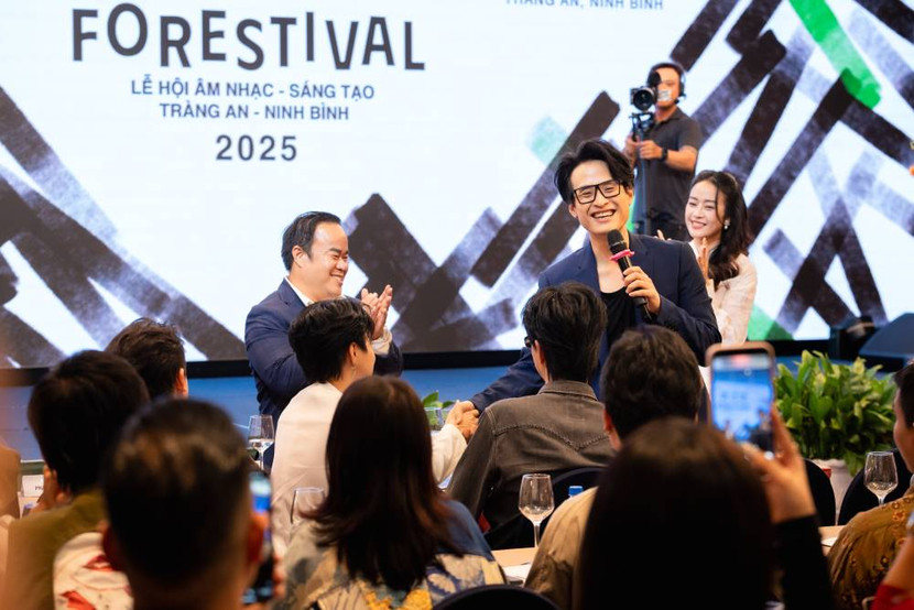 Ca sĩ Hà Anh Tuấn luôn dành nhiều hoạt động cho các hoạt động hướng về cộng đồng qua các concert của mình