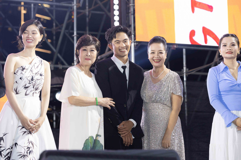 Tiktoker Lê Tuấn Khanh lần đầu chạm ngõ điện ảnh