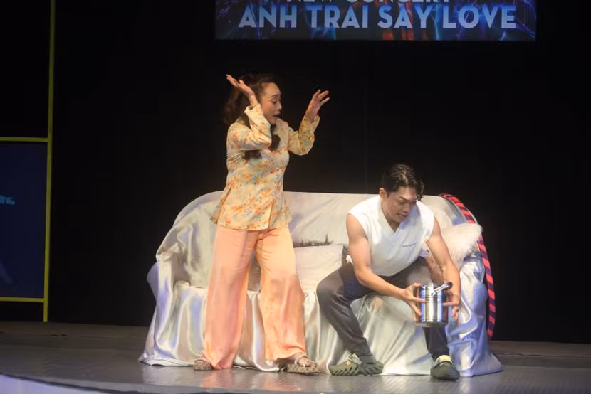 Nghệ sĩ Tô Thiên Kiều và Bảo Kun