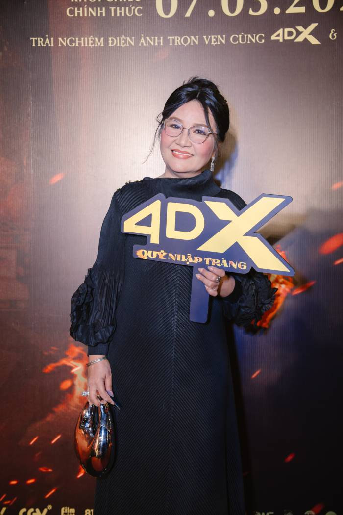 Nghệ sĩ Ngân Quỳnh