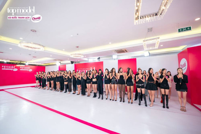 Các thí sinh xuất hiện đầy năng lượng và thần thái Các thí sinh xuất hiện đầy năng lượng và thần thái