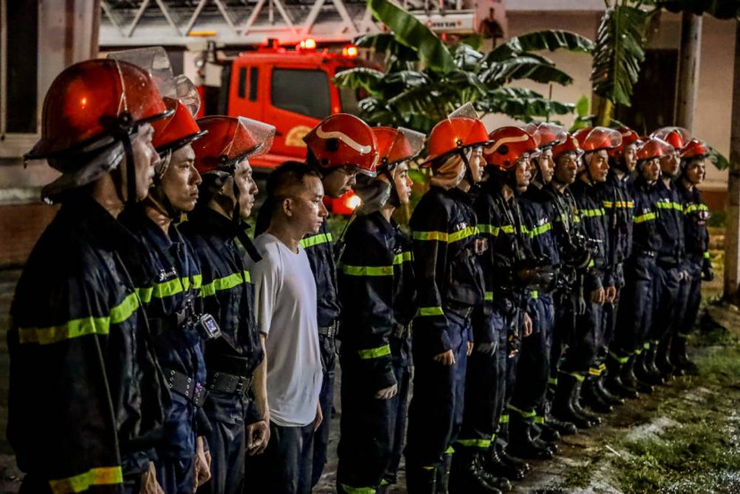 12 chiến sĩ đã nhập vai nghiêm chỉnh với kỷ luật nghiêm ngặt khi tham gia chương trình