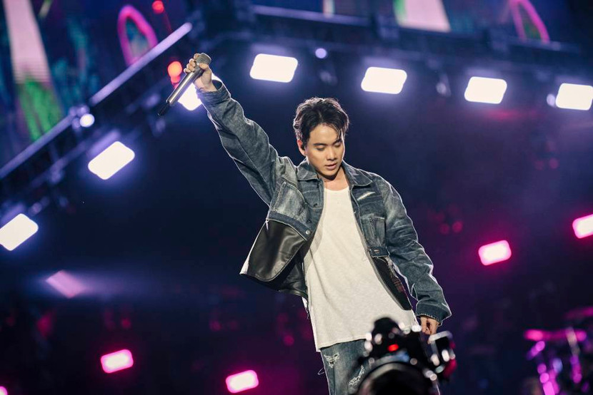 JustaTee tiết lộ sự trở lại trong live concert của Soobin JustaTee tiết lộ sự trở lại trong live concert của Soobin