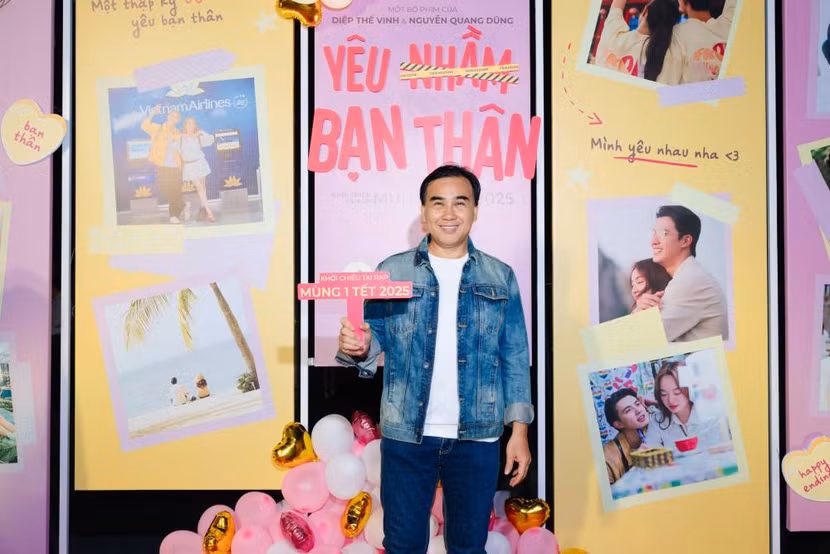 NSUT Quyền Linh trẻ trung đến dự sự kiện. Sau khi trở lại điện ảnh trong phim "Hai muối", nghệ sĩ Quyền Linh sẽ tiếp tục trở lại trong "Chốt đơn" ra mắt vào tháng 3/2025