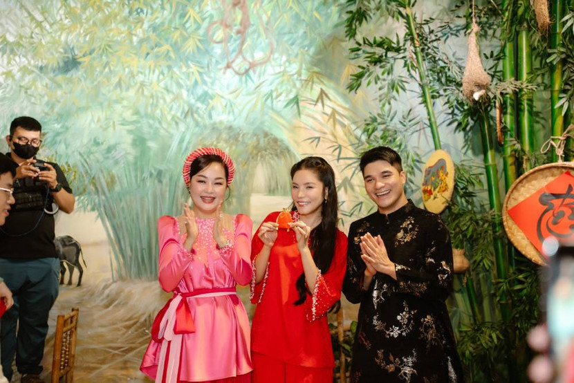 Ca sĩ Kiwi Ngô Mai Trang có dịp gặp gỡ hoa hậu Hoàng Thanh Nga và CEO Bảo Hoàng Ca sĩ Kiwi Ngô Mai Trang có dịp gặp gỡ hoa hậu Hoàng Thanh Nga và CEO Bảo Hoàng