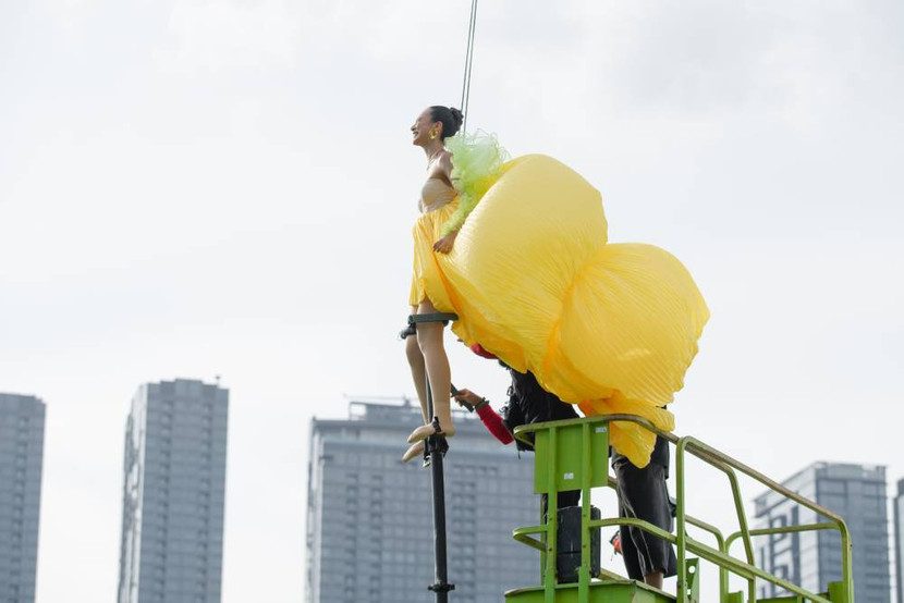 Vũ Mỹ Ngân đã bật khóc sau khi thực hiện thử thách