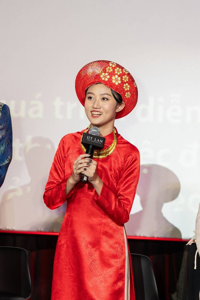 Mai Cát Vi trở thành cô dâu ma trong "Út Lan: Oán linh giữ của" Mai Cát Vi trở thành cô dâu ma trong "Út Lan: Oán linh giữ của"