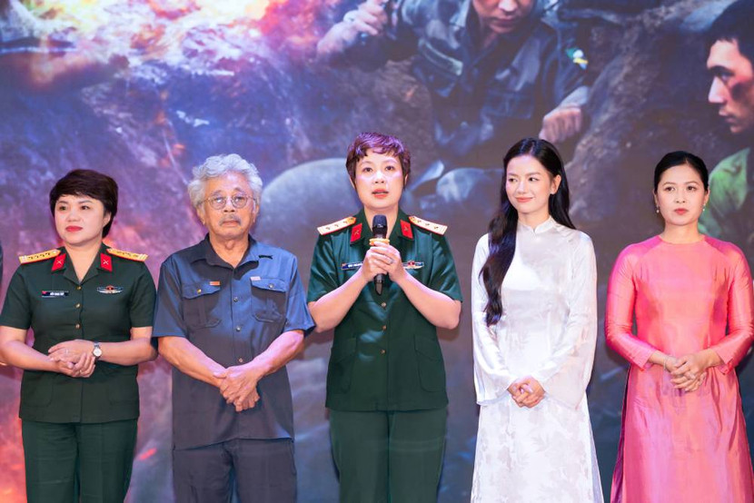 Đạo diễn Đặng Thái Huyền chia sẻ tại sự kiện