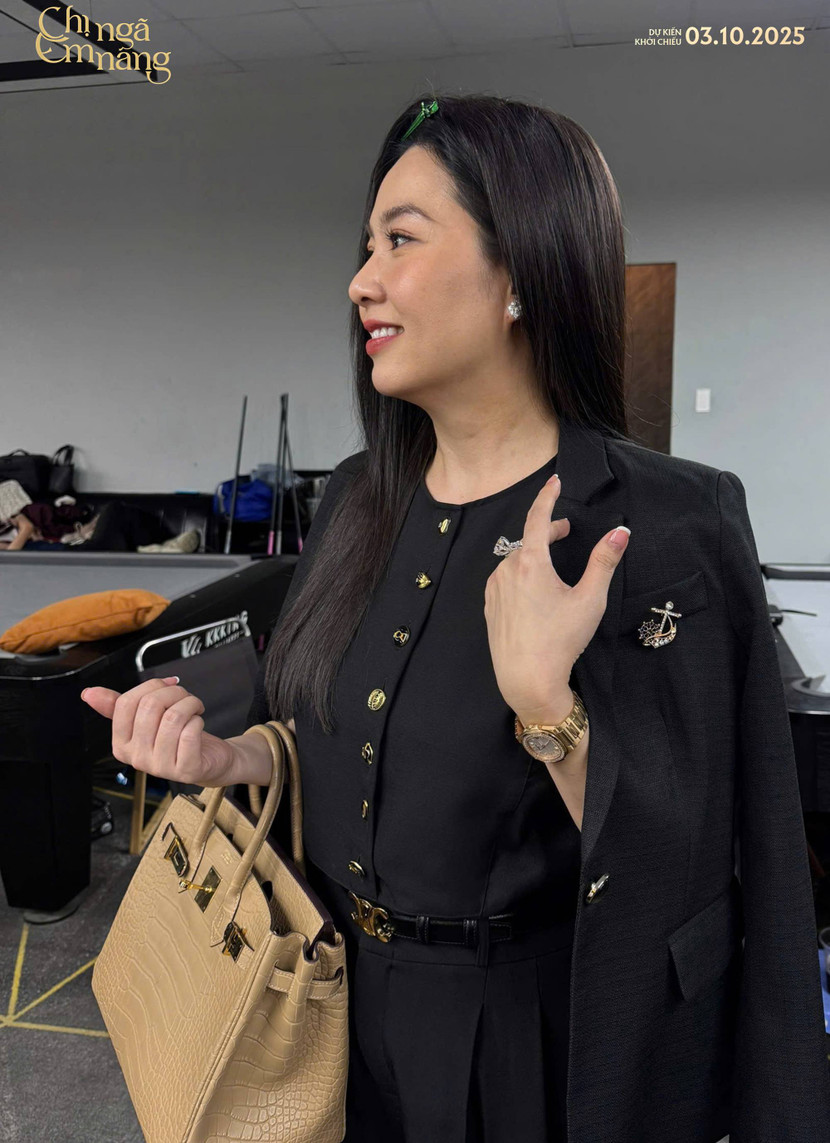 Lê Khánh &quot;lột xác&quot; thành phú bà sang chảnh