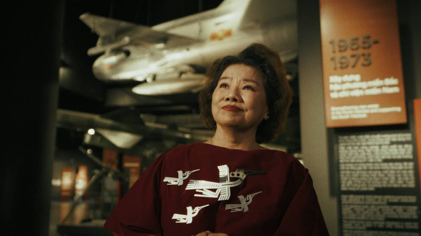 NSND Thanh Hoa hiếm hoi xuất hiện trong một MV cùng các nghệ sĩ trẻ