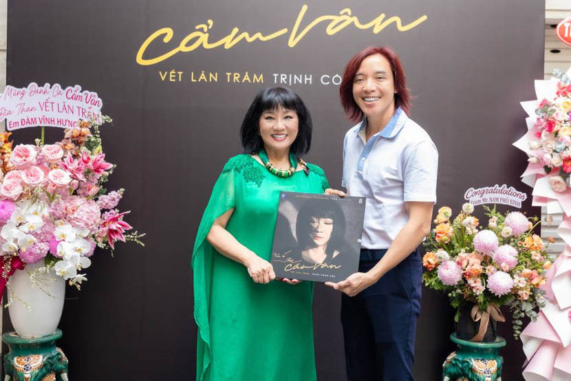 Nghệ sĩ Thanh Phương - chồng Việt Hương cũng có mặt tại sự kiện ấm áp này Nghệ sĩ Thanh Phương - chồng Việt Hương cũng có mặt tại sự kiện ấm áp này