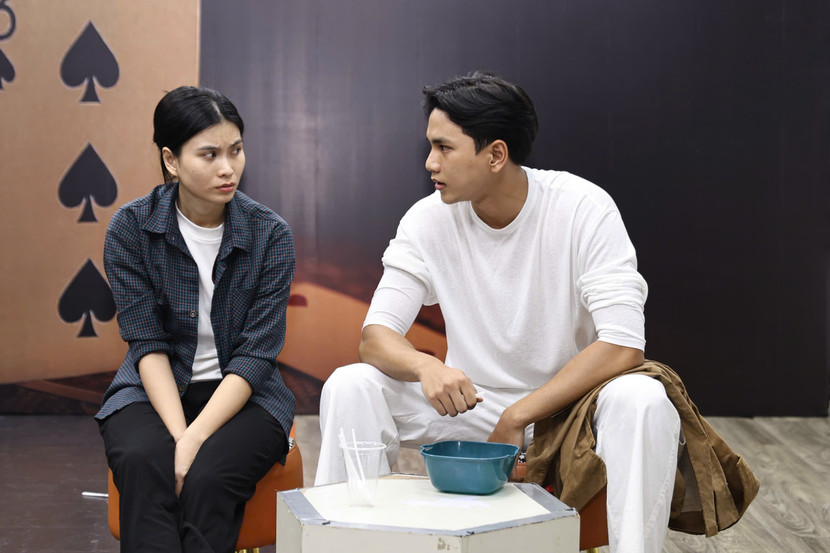 Các diễn viên diễn thử tại buổi casting