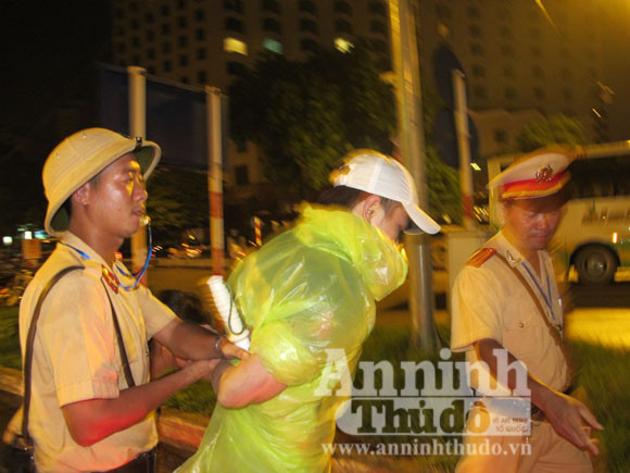 Mạnh tay là đúng ảnh 1