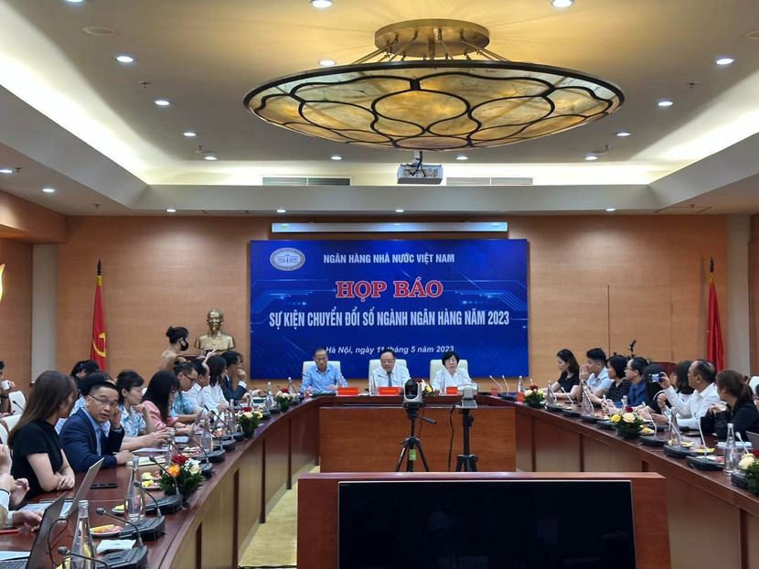 Họp báo công bố Sự kiện chuyển đổi số ngành ngân hàng 2023 Họp báo công bố Sự kiện chuyển đổi số ngành ngân hàng 2023