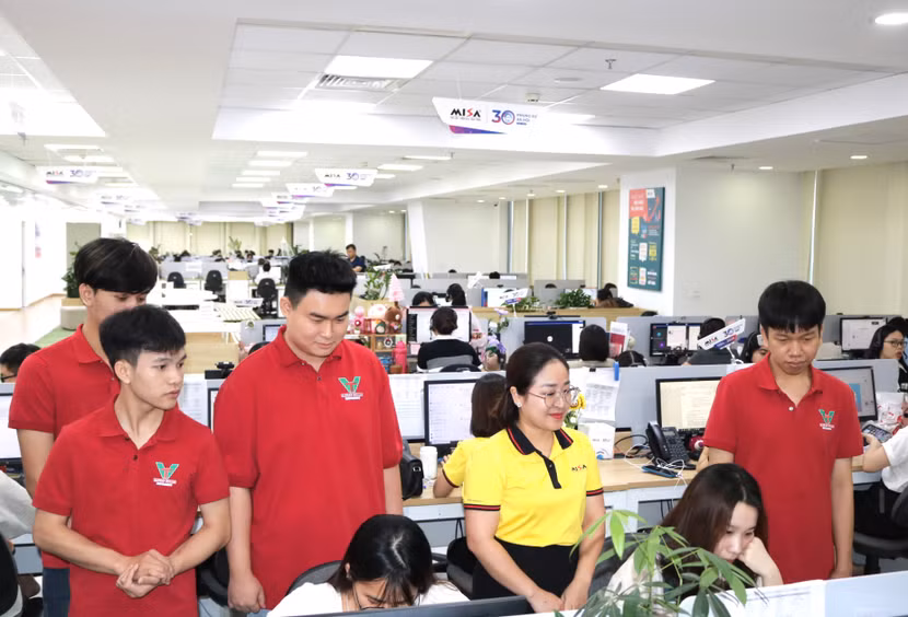 Sinh viên khối Kinh tế Trường Đại học Trưng Vương trải nghiệm thực tế tại Công ty Cổ phần MiSa ảnh 3