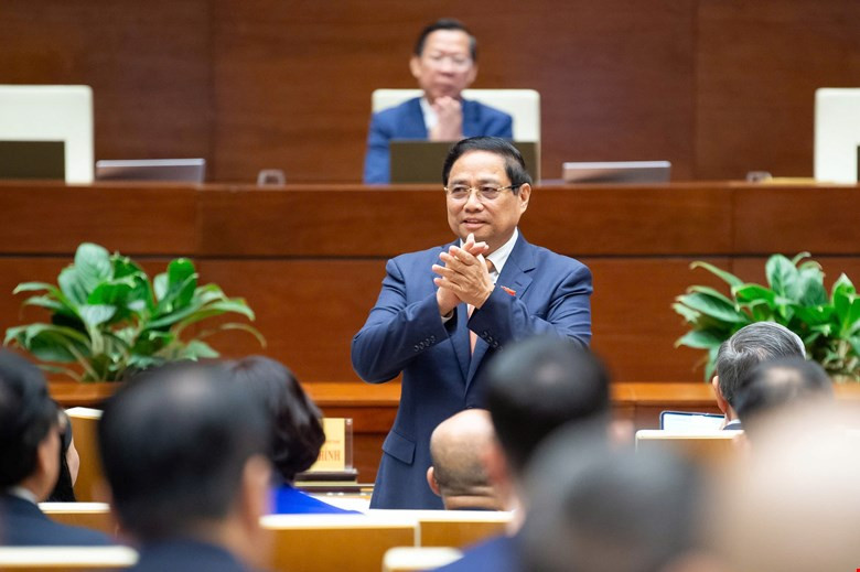 Thủ tướng Chính phủ Phạm Minh Chính tham dự và trình bày báo cáo tại phiên khai mạc kỳ họp thứ 10, Quốc hội Khoá XV