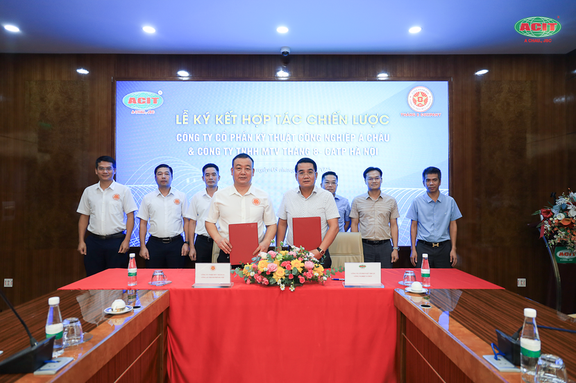 Đồng chủ trì lễ ký kết có Đại tá Trần Văn Hùng - Chủ tịch kiêm Tổng Giám đốc Công ty TNHH Một thành viên tháng Tám và ông Phạm Đình Thắng - Chủ tịch Hội đồng quản trị kiêm tổng giám đốc