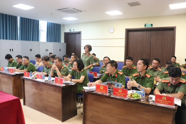 Toàn cảnh hội nghị