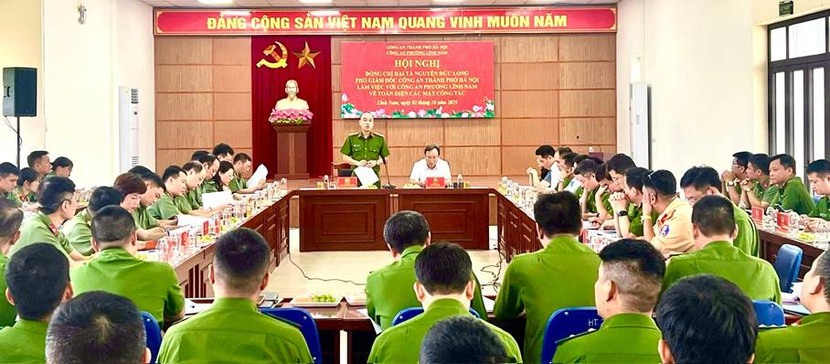 Đẩy mạnh chuyển đổi số, ứng dụng công nghệ thông tin vào các lĩnh vực công tác ảnh 2 Đẩy mạnh chuyển đổi số, ứng dụng công nghệ thông tin vào các lĩnh vực công tác ảnh 2