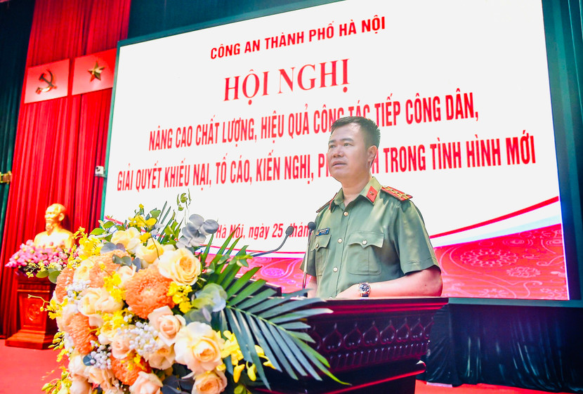 Đại tá Nguyễn Ngọc Quyền – Phó Bí thư Đảng ủy, Phó Giám đốc, Chủ nhiệm Ủy ban kiểm tra Đảng ủy CATP Hà Nội phát biểu chỉ đạo tại hội nghị