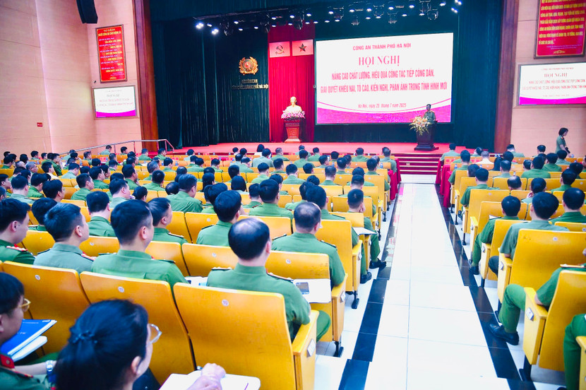 Có hơn 500 cán bộ, chiến sỹ dự hội nghị