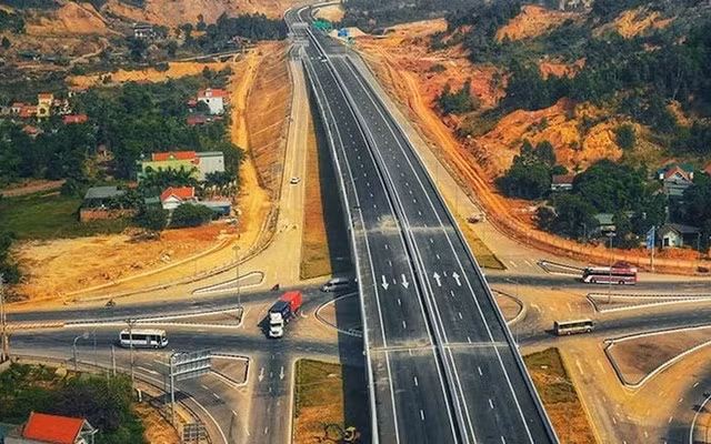 Việc giải ngân vốn đầu tư công tại nhiều địa phương vẫn chậm (Ảnh minh họa) Việc giải ngân vốn đầu tư công tại nhiều địa phương vẫn chậm (Ảnh minh họa)