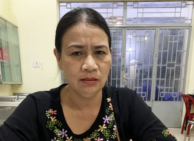 Cách đây hơn 20 năm, sau khi lừa đảo chiếm đoạt tài sản trị giá cả trăm cây vàng, Vương Thị Dung bỏ trốn Cách đây hơn 20 năm, sau khi lừa đảo chiếm đoạt tài sản trị giá cả trăm cây vàng, Vương Thị Dung bỏ trốn