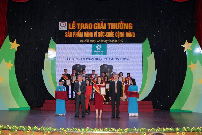 Dược phẩm Tín phong vinh dự được nhận cúp “Sản phẩm vàng vì sức khỏe cộng đồng” năm 2019 Dược phẩm Tín phong vinh dự được nhận cúp “Sản phẩm vàng vì sức khỏe cộng đồng” năm 2019