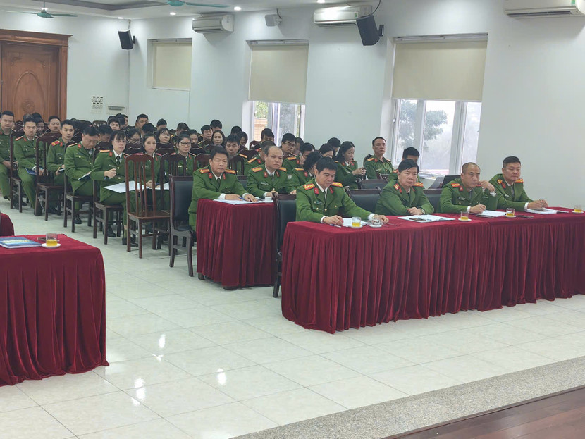 Các đại biểu tham dự hội nghị Các đại biểu tham dự hội nghị