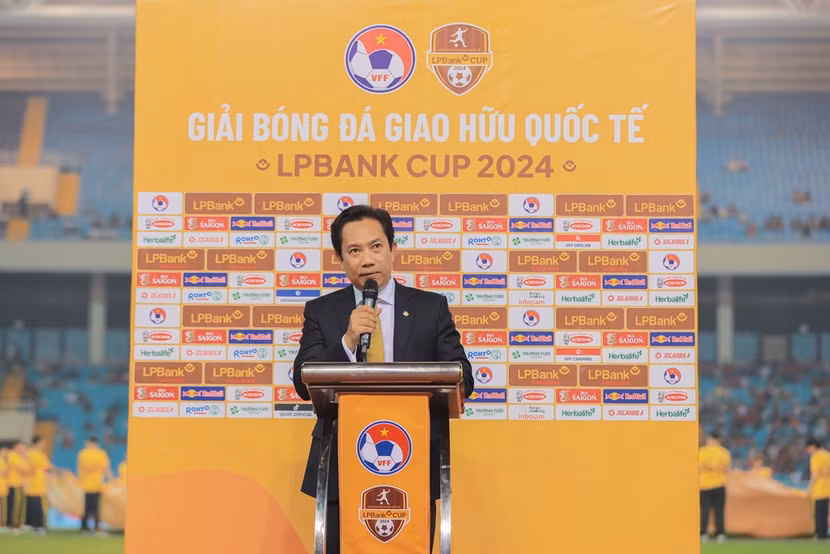 Ông Lê Minh Tâm – Phó Chủ tịch thường trực HĐQT LPBank phát biểu tại Lễ Khai mạc Ông Lê Minh Tâm – Phó Chủ tịch thường trực HĐQT LPBank phát biểu tại Lễ Khai mạc