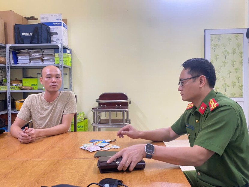 Đối tượng Dương Văn Thạnh tại cơ quan công an Đối tượng Dương Văn Thạnh tại cơ quan công an