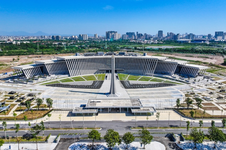 Bảo tàng có thiết kế hiện đại, nhiều công năng, kiến trúc không chỉ đơn thuần là một công trình trưng bày về lịch sử chiến tranh mà còn tạo không gian chung để khách tham quan tương tác, trải nghiệm Bảo tàng có thiết kế hiện đại, nhiều công năng, kiến trúc không chỉ đơn thuần là một công trình trưng bày về lịch sử chiến tranh mà còn tạo không gian chung để khách tham quan tương tác, trải nghiệm