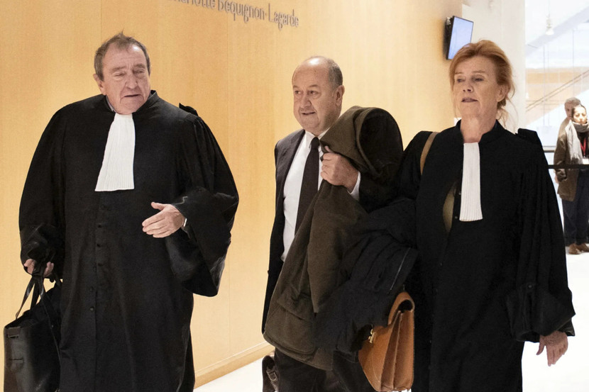 Cựu Giám đốc Tình báo quốc nội Pháp Bernard Squarcini đến tòa trong phiên khai mạc hôm 13-11 Cựu Giám đốc Tình báo quốc nội Pháp Bernard Squarcini đến tòa trong phiên khai mạc hôm 13-11